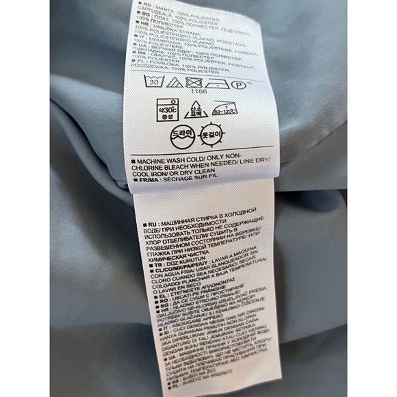 Banana Republic Women’s Small Blue Floral Print Top - Picture 5 of 8